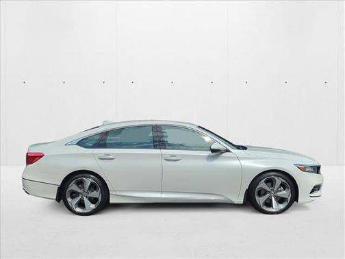 2019 Honda Accord Touring 2.0T