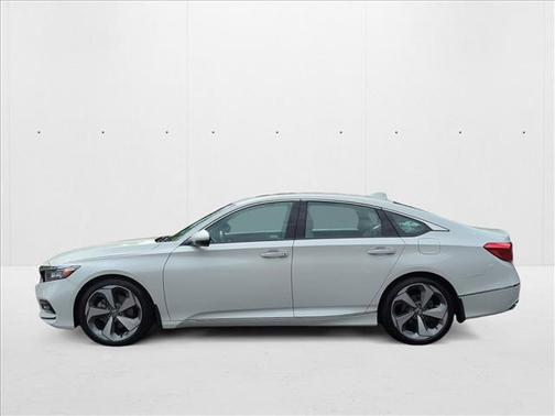 2019 Honda Accord Touring 2.0T