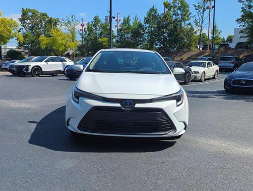 2025 Toyota Corolla Hybrid LE