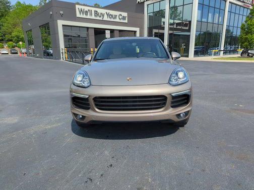 2016 Porsche Cayenne Base