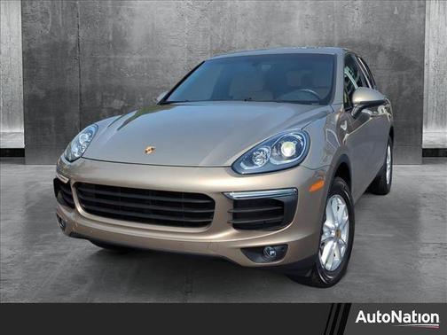 2016 Porsche Cayenne Base