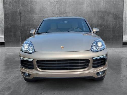 2016 Porsche Cayenne Base