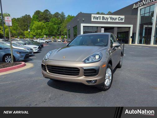 2016 Porsche Cayenne Base