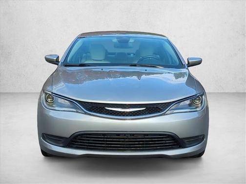 2017 Chrysler 200 Limited