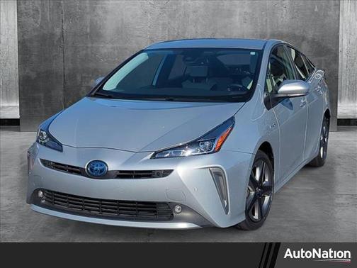 2022 Toyota Prius XLE
