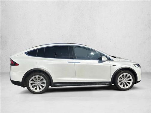 2019 Tesla Model X 75D