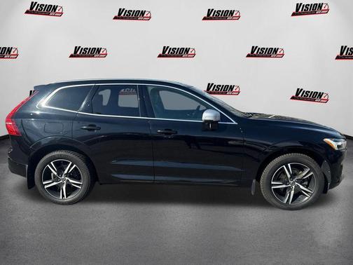 2018 Volvo XC60 T5 R-Design