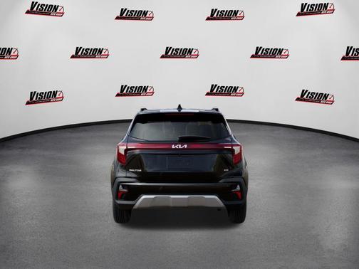 Fusion Black 2026 Kia Seltos S