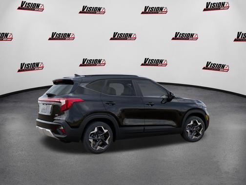 Fusion Black 2026 Kia Seltos S