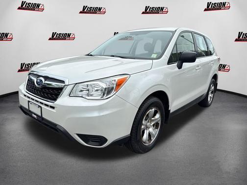 Satin White Pearl 2015 Subaru Forester 2.5i