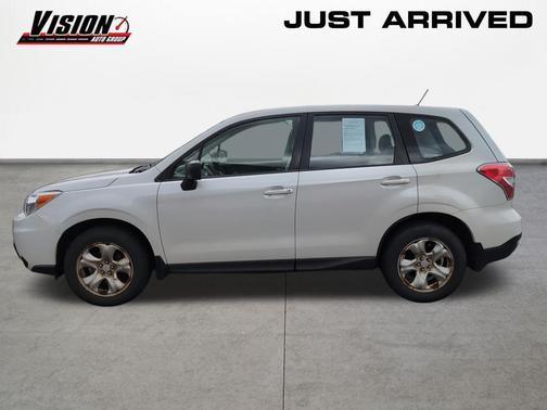 Satin White Pearl 2015 Subaru Forester 2.5i