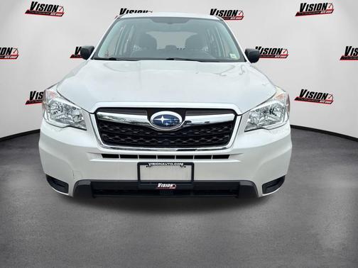 Satin White Pearl 2015 Subaru Forester 2.5i
