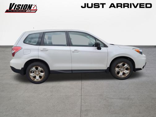 Satin White Pearl 2015 Subaru Forester 2.5i