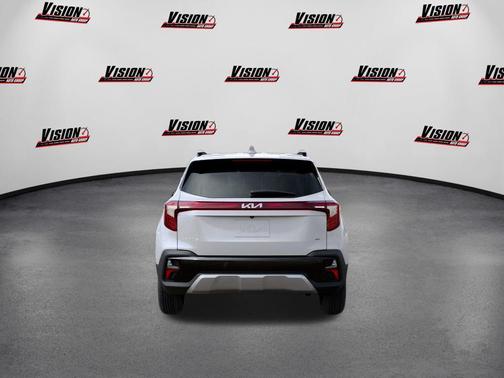 Snow White Pearl 2026 Kia Seltos S