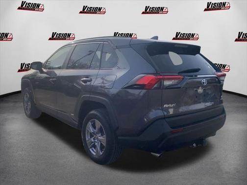 2022 Toyota RAV4 Hybrid LE