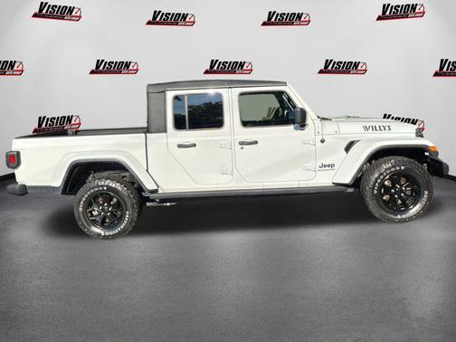 2021 Jeep Gladiator Willys 4x4