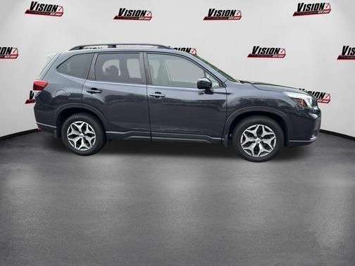 Dark Gray Metallic 2019 Subaru Forester Premium