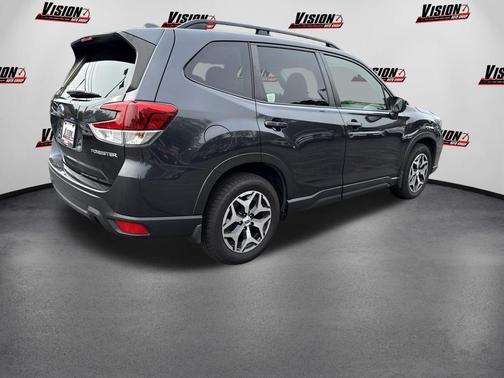 Dark Gray Metallic 2019 Subaru Forester Premium