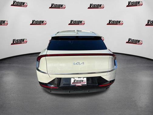 2022 Kia EV6 Wind