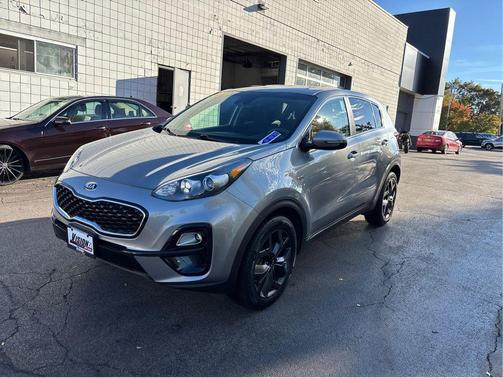 2022 Kia Sportage LX