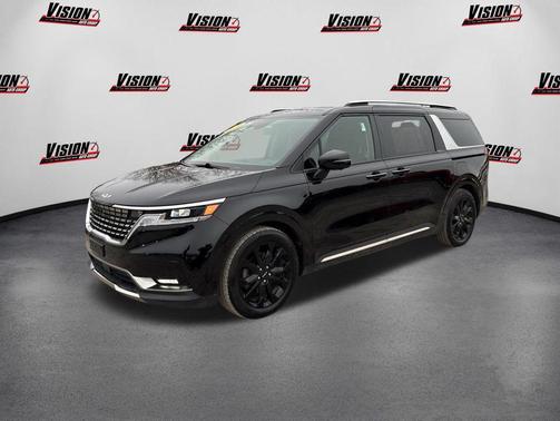 2024 Kia Carnival SX