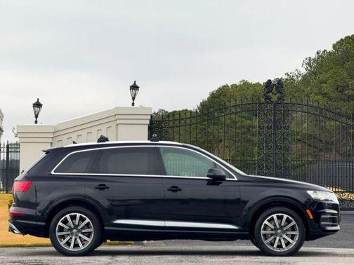 2017 Audi Q7 3.0T Premium Plus