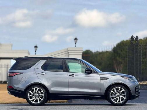 2020 Land Rover Discovery Landmark