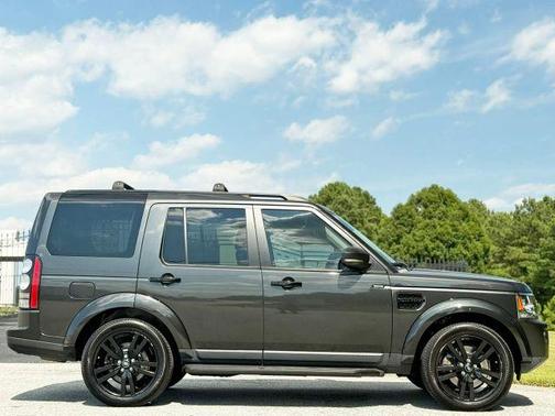 2015 Land Rover LR4 Base