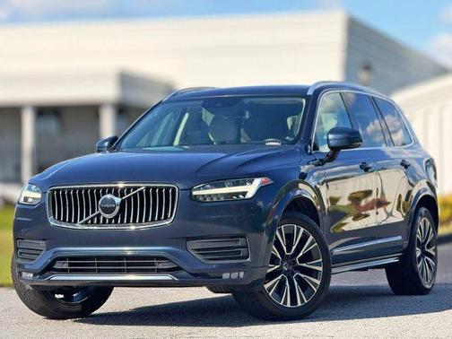 Blue 2020 Volvo XC90 T6 Momentum 7 Passenger