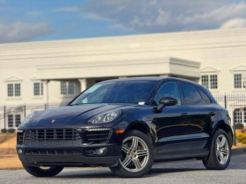 2017 Porsche Macan Base