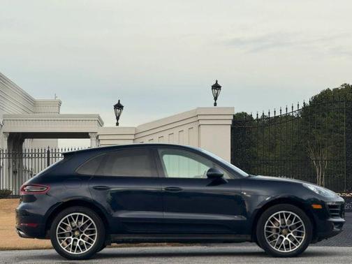 2017 Porsche Macan S
