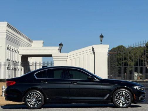 2018 BMW 540 i