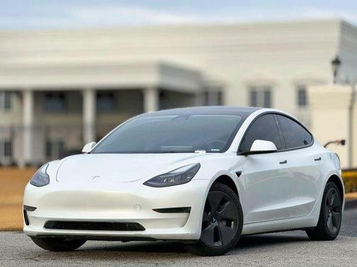 2023 Tesla Model 3 Base