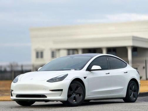 2023 Tesla Model 3 Base
