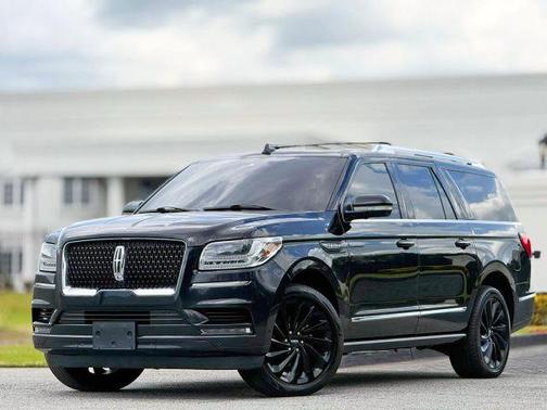 Black 2021 Lincoln Navigator L Reserve