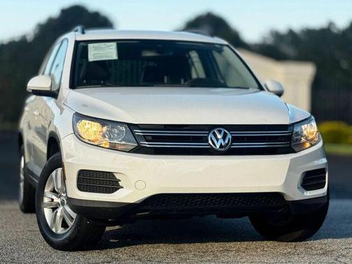 2016 Volkswagen Tiguan S