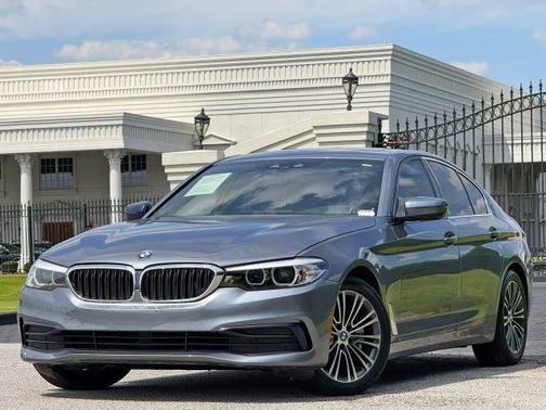 Blue 2019 BMW 530 i xDrive