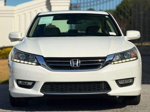 White 2014 Honda Accord EX-L