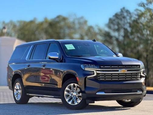 2023 Chevrolet Suburban Premier