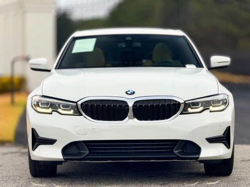 2020 BMW 330 i