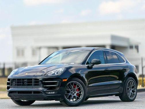 2015 Porsche Macan Turbo