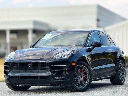 2015 Porsche Macan Turbo