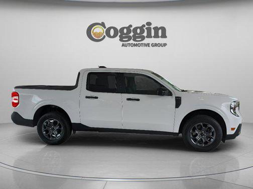 Oxford White 2026 Ford Maverick XLT