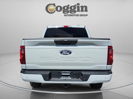 Avalanche 2026 Ford F-150 STX