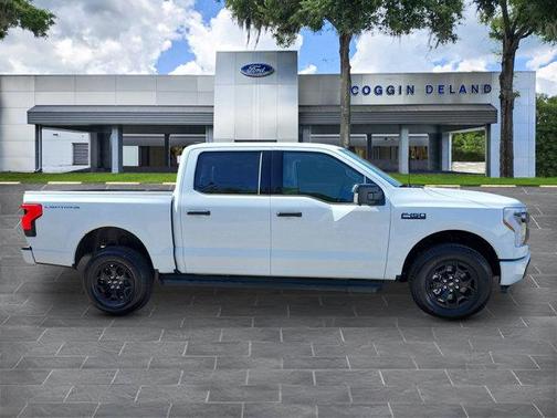 2025 Ford F-150 Lightning XLT