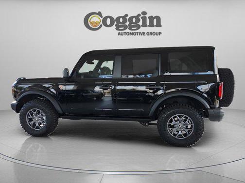 Shadow Black 2025 Ford Bronco Badlands