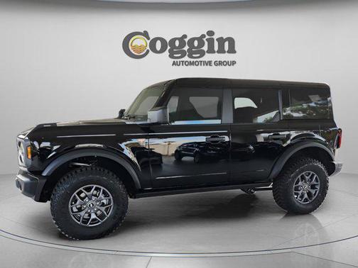 Shadow Black 2025 Ford Bronco Badlands