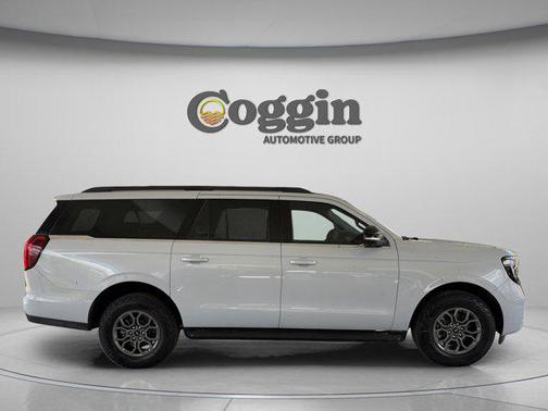 Space Silver Metallic 2026 Ford Expedition Max Active 4x2