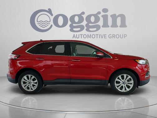 Rapid Red Metallic Tinted Clearcoat 2021 Ford Edge Titanium