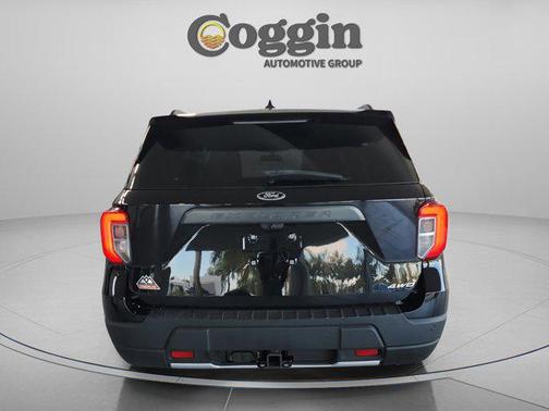 Agate Black Metallic 2022 Ford Explorer Timberline